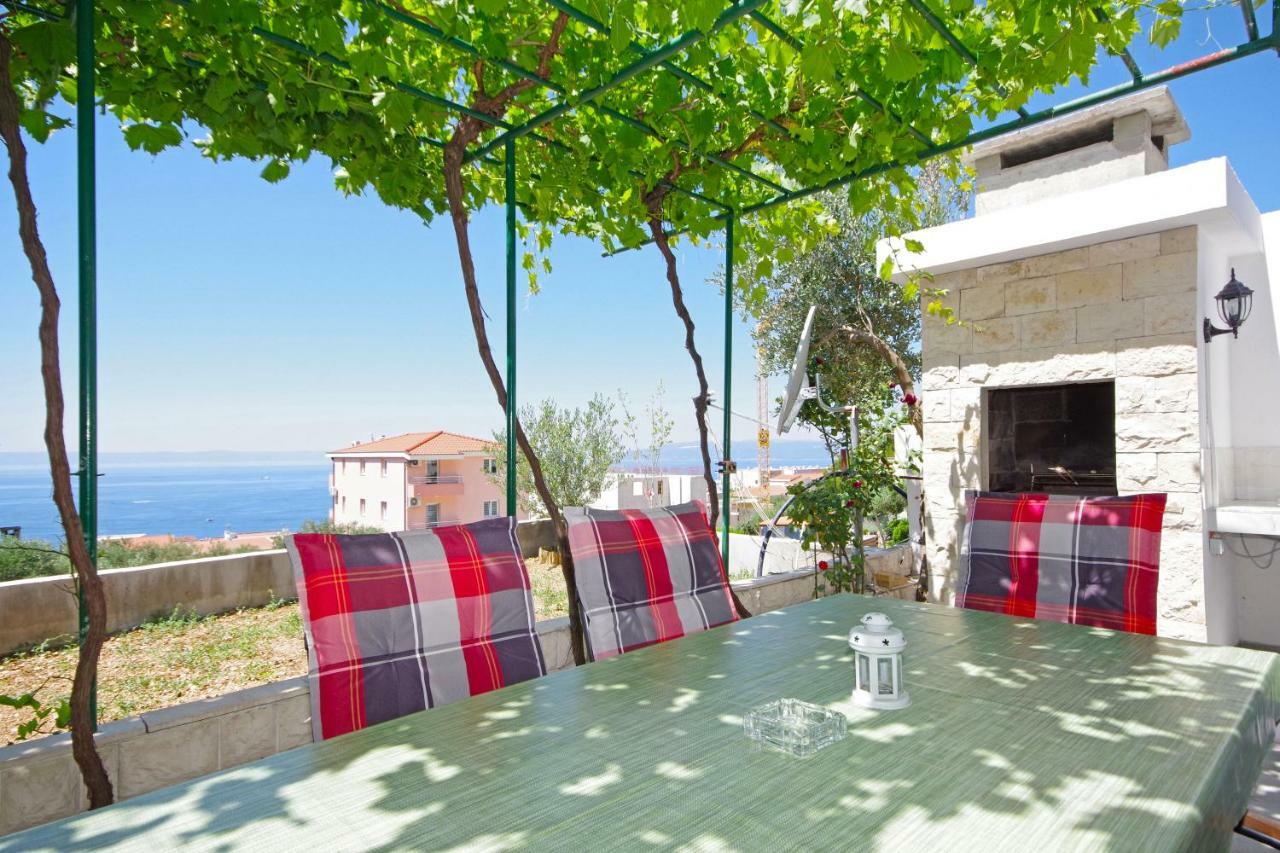 A&j Apartment Makarska